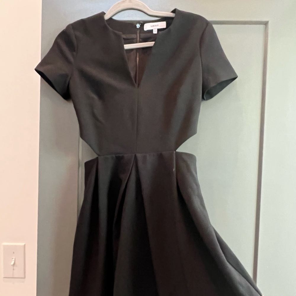 Side cutout A line knee length dress size 4